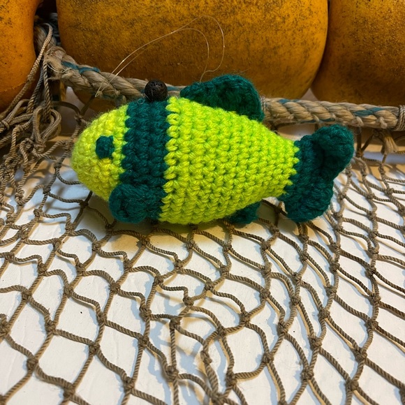 Crochet  Small Green & Yellow Fish Lava Bead Essential Oil Diffuser Ornament SK - Picture 2 of 4